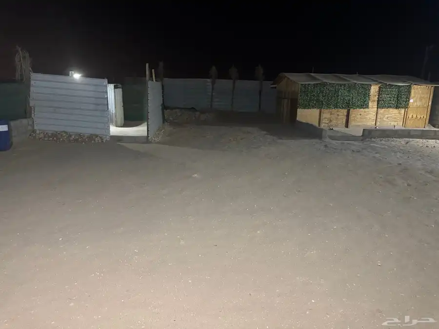 مراح غنم مجهز بالكامل للبيع 27