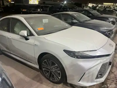 كامري 2025 جميع الالوان والفئات اقساط بنوك 24