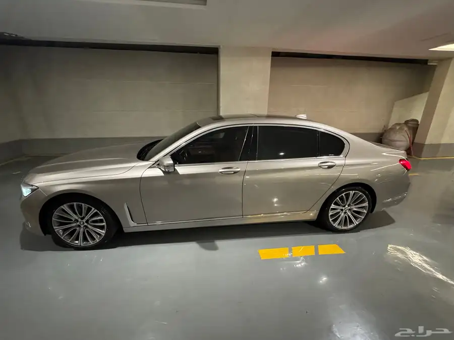 BMW 730li 13