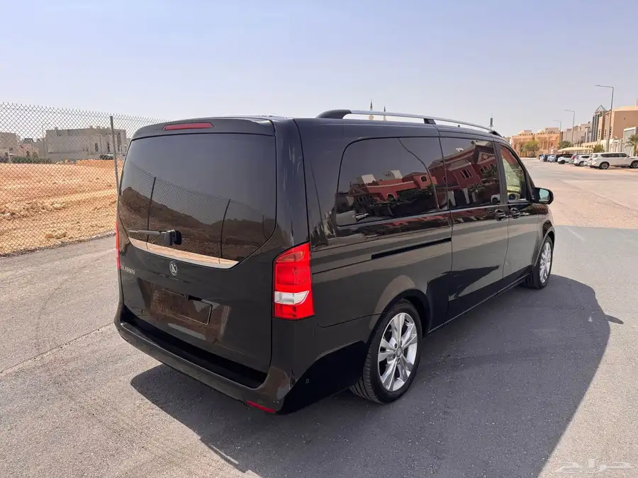 مرسيدس V250 4