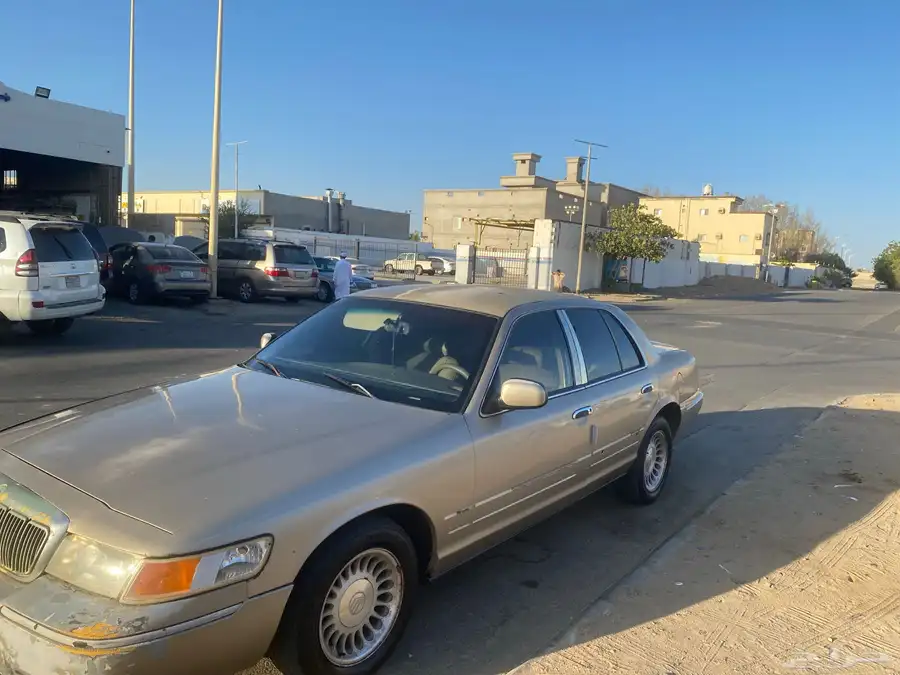 فورد موديل 99 مجدد للبيع على السوم 6
