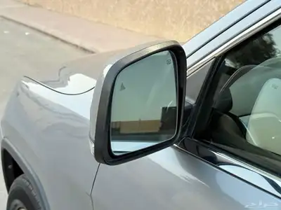 جيب قراند شروكي ليمتد 2021 24
