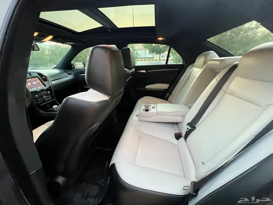 كرايزلر 300S 2021 (بحالة ممتازة) 19