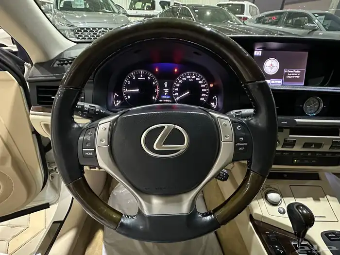 لكزس ES350 CC بنزين 2013 6