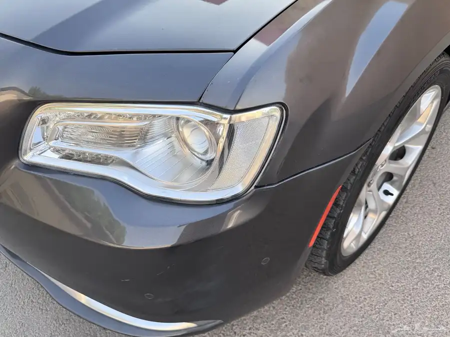 كرايزلر C300 2020 فل كامل 5