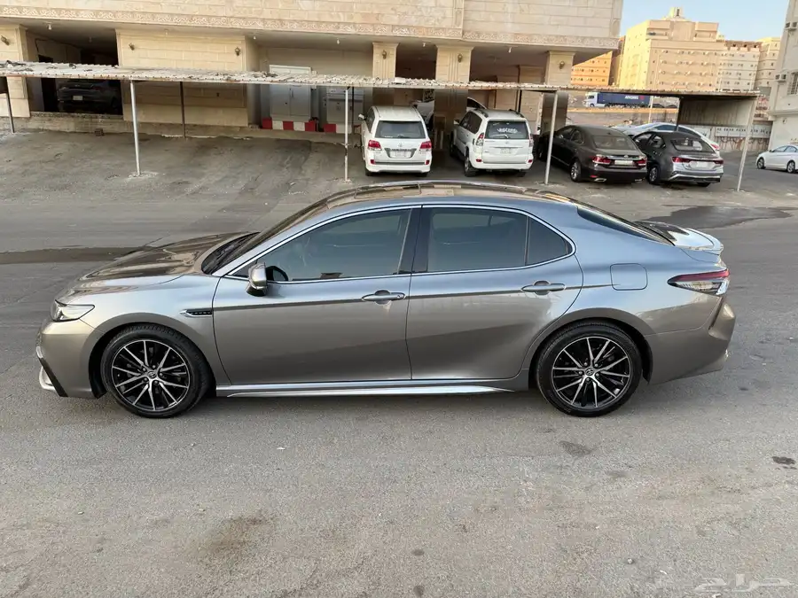 كامري 2022 6 سرندل SE 19