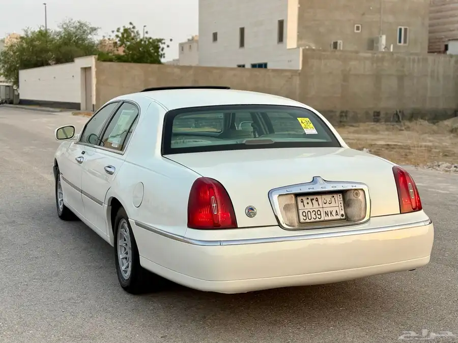 تاون كار سقنتشر 2002 4