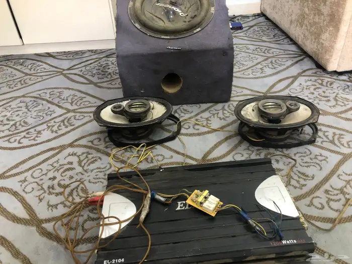 سمعات اوفر مع بزوكا مع جهاز سمعات اثنين نظيف 4