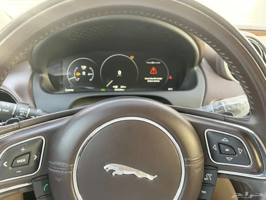 Jaguar XJ 2016 12