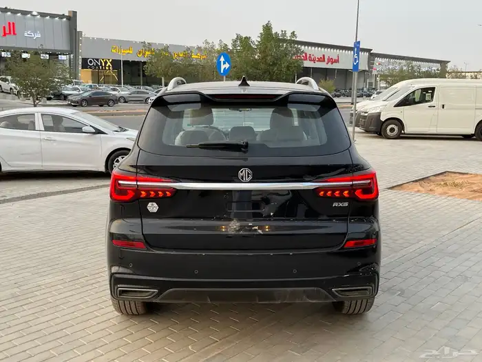 ام جى RX5 استندر موديل 2024 4