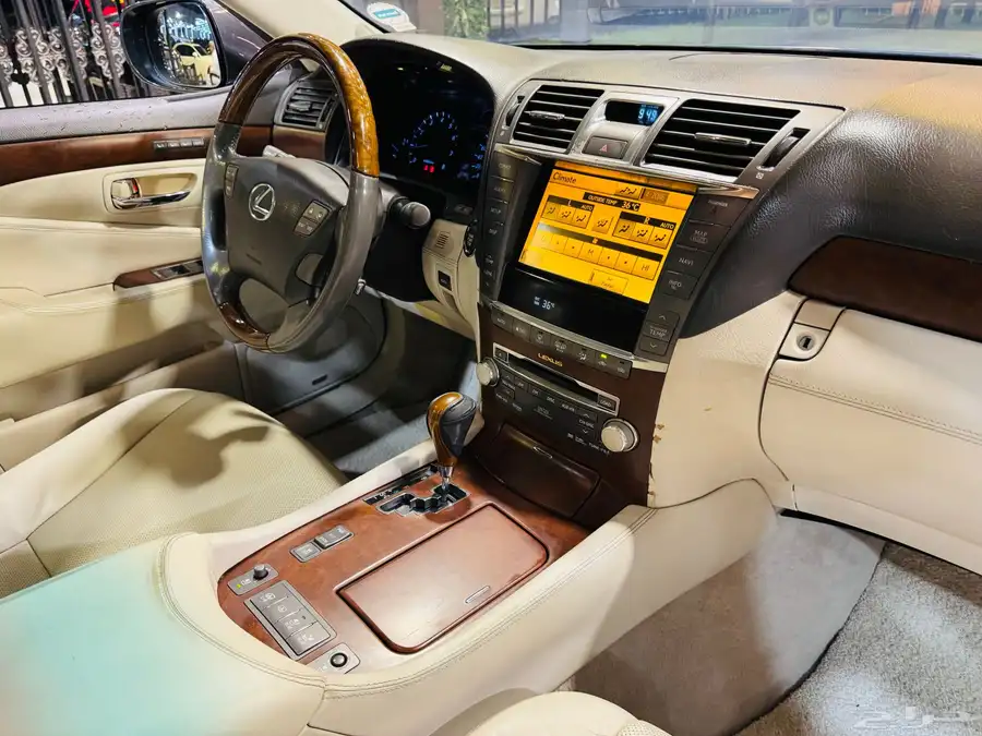لكزس ( LS 460 ( 2011 6