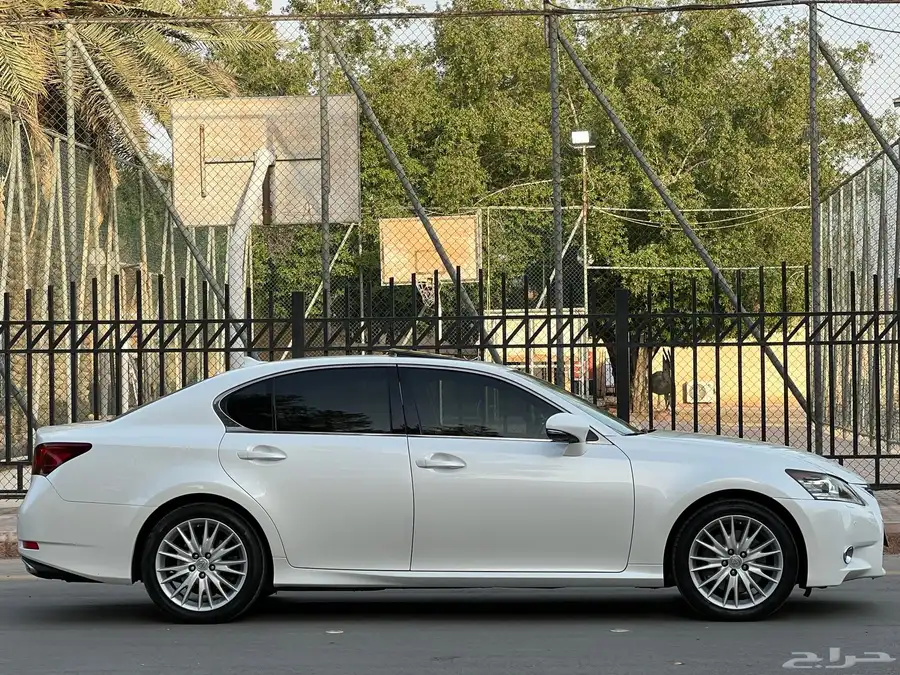 لكزس GS350 2013 فل DD سعودي 2