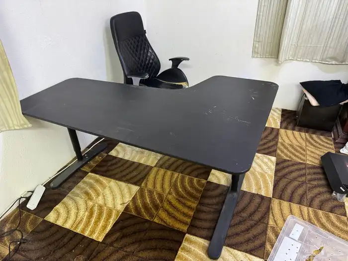 طاولة زاوية العاب 2