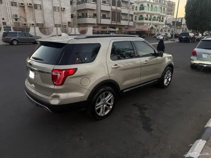 فورد اكسلور 2017 3