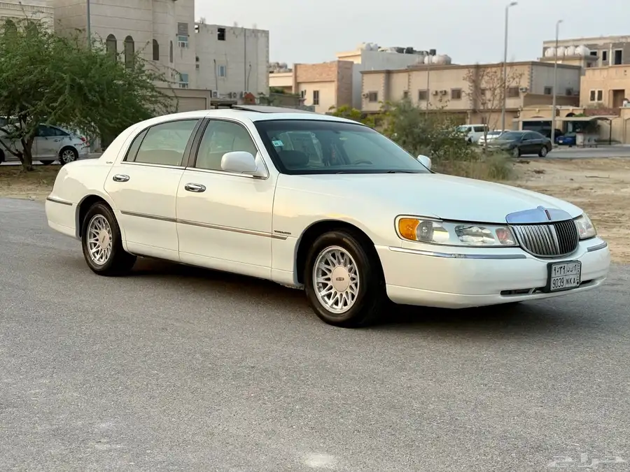 تاون كار سقنتشر 2002 6
