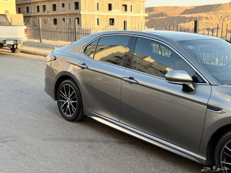 كامري 2022 6 سرندل SE 4