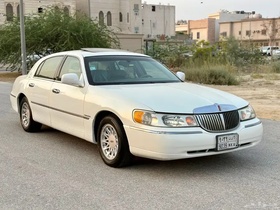 تاون كار سقنتشر 2002 1