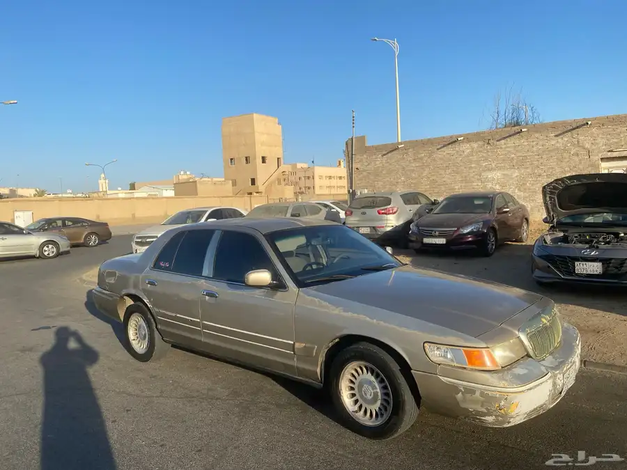 فورد موديل 99 مجدد للبيع على السوم 10