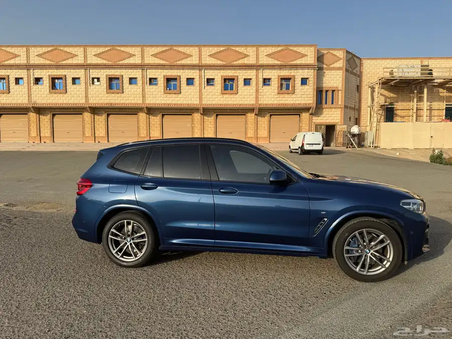 للبيع BMW X3 m kit 2021 25