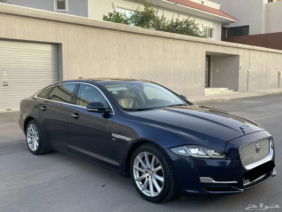 Jaguar XJ 2016 3
