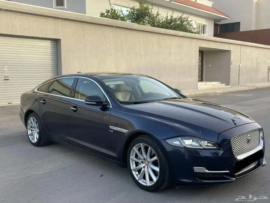 Jaguar XJ 2016 4