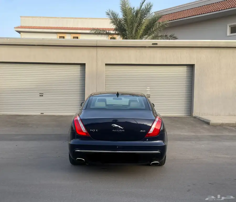 Jaguar XJ 2016 7