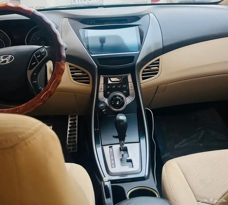 Hyundai Elentra 2013 full option 7