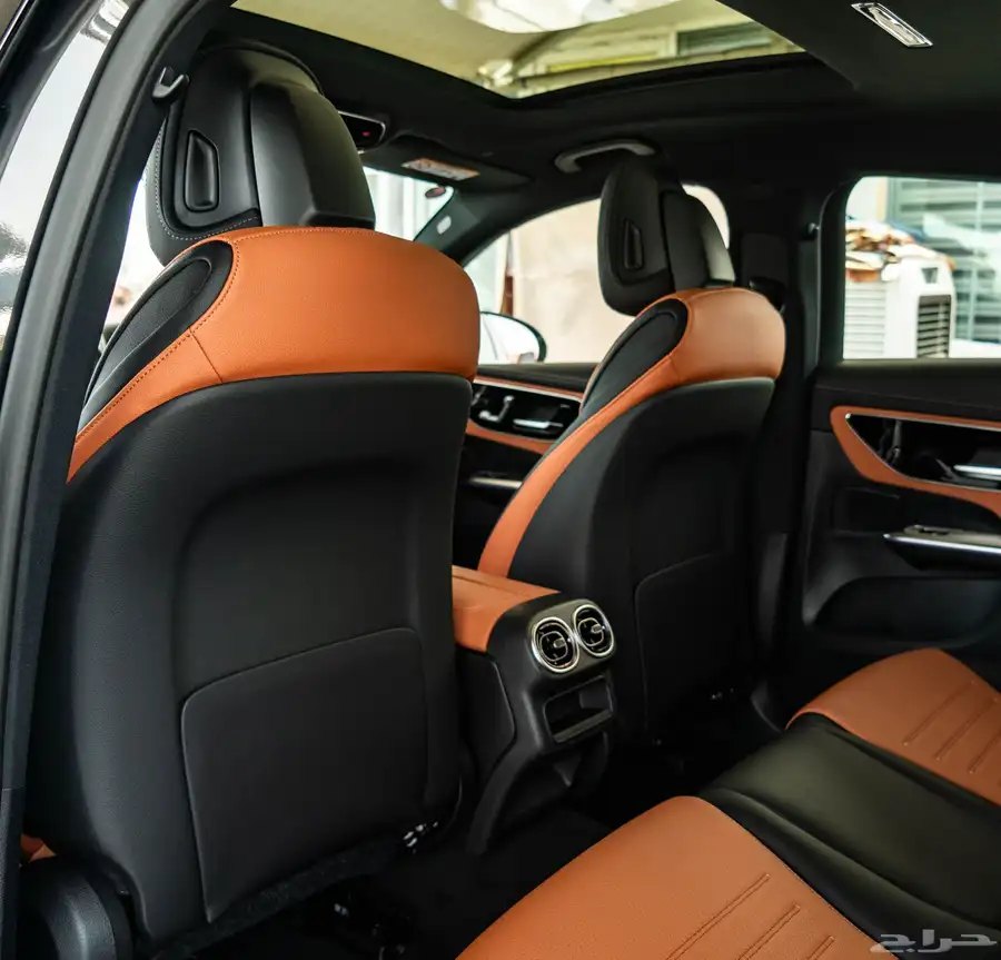 مرسيدس GLC 200 كوب بأقوى الاسعار 2025 15