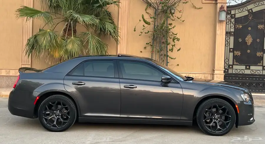 كرايزلر 300S 2021 (بحالة ممتازة) 9