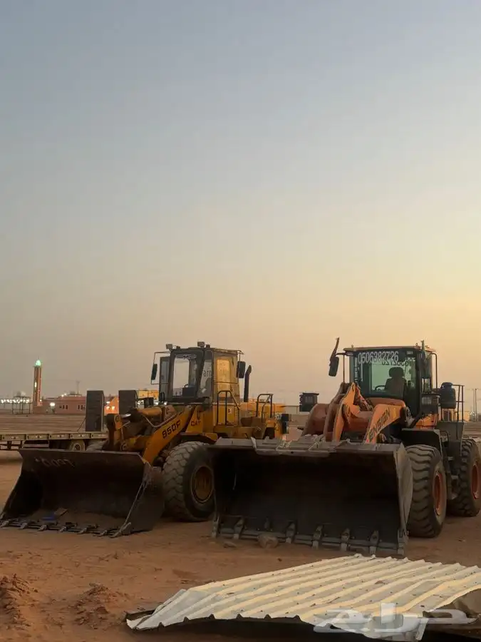 نقوم بأعمال المخططات وتوريد الصبيز ورمال احمر وحفر وترحيل 0