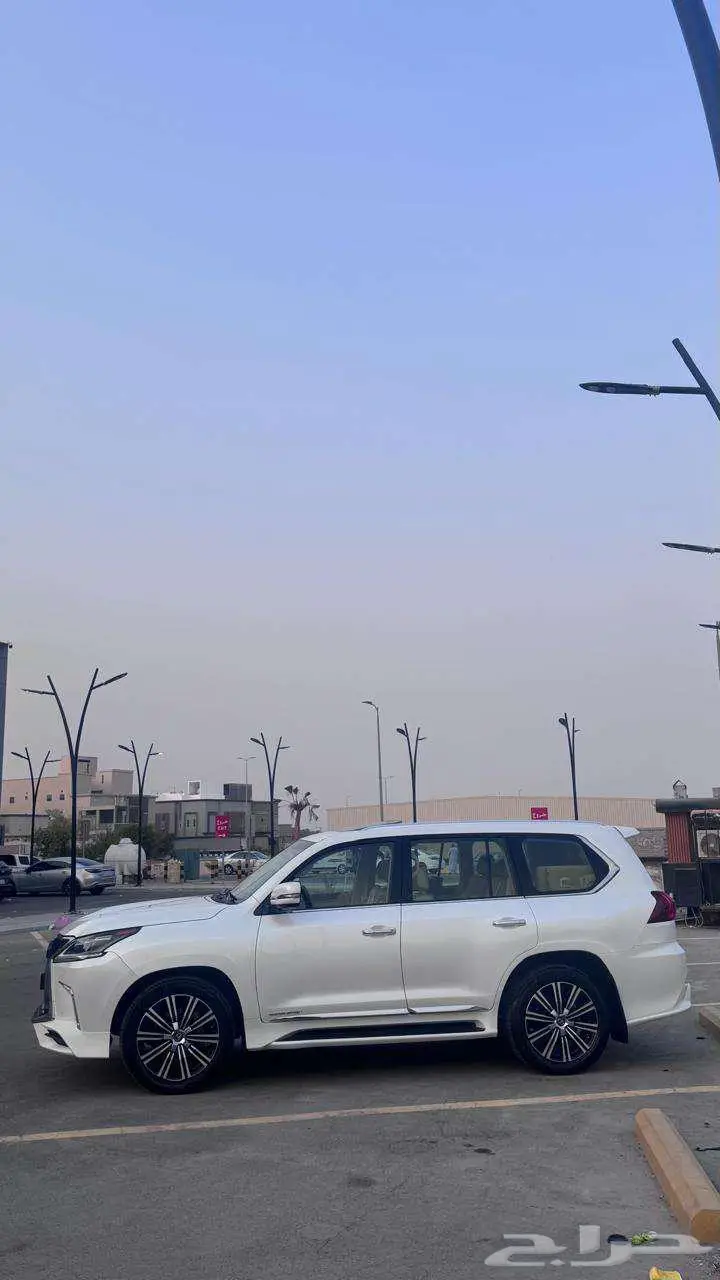 لكزس 2018 LX570 11