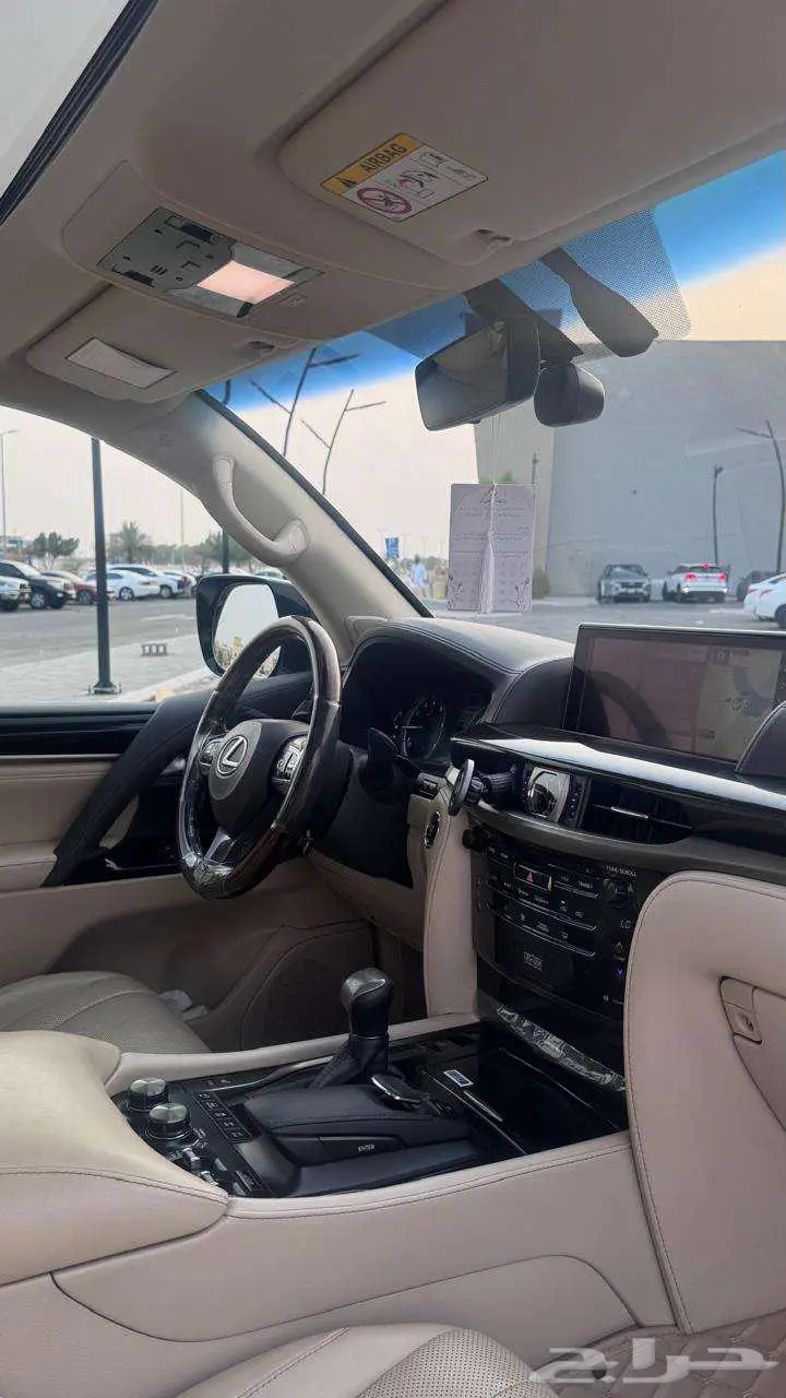 لكزس 2018 LX570 4
