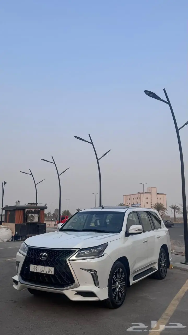لكزس 2018 LX570 0
