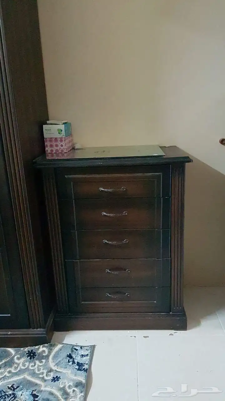 اثاث غرفة نوم للبيع 1