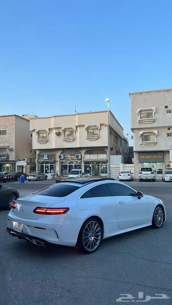 MercedesE450 Coupe 2022 30