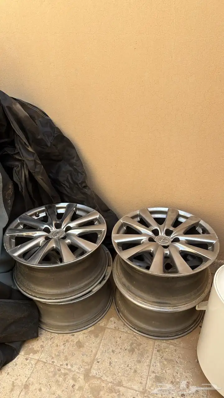 جنوط GS350 من 2012 الى 2015 اصلي وكاله 4