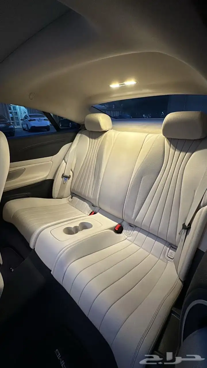 MercedesE450 Coupe 2022 32