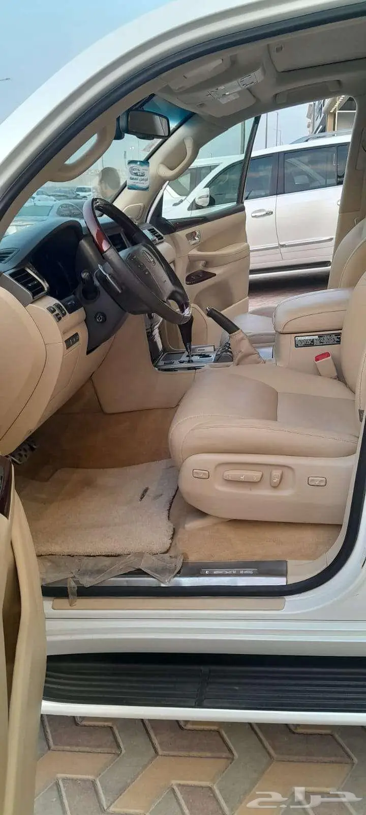 منوة المستخدم LX570 فل كامل السعر 152000 6