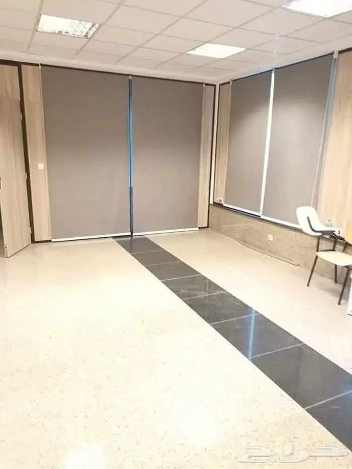 ستائر رول يدوي وكهربائي ستاير رول مع ضمان 11