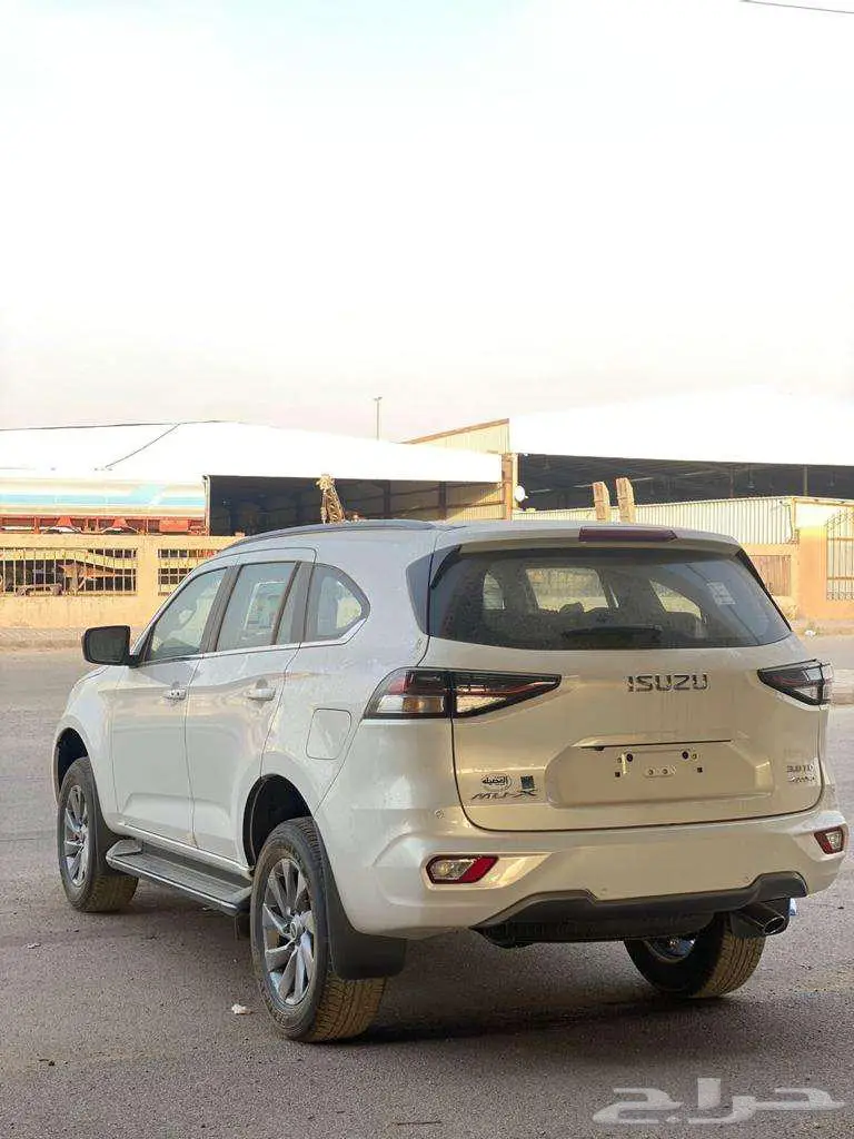 ايسوزو MUX 2024 فل كامل دبل سعودي كاش وقساط 2