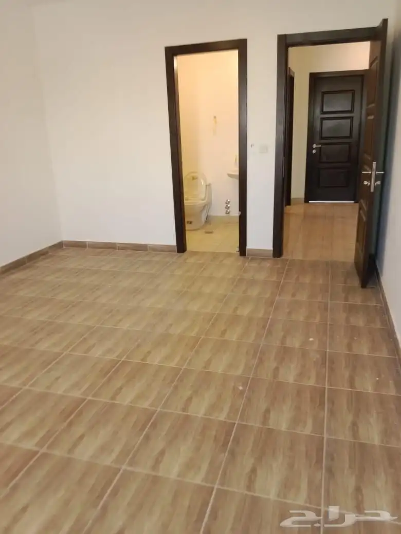 للايجار فيلا درج داخلي حي المطار شمال الرياض 2