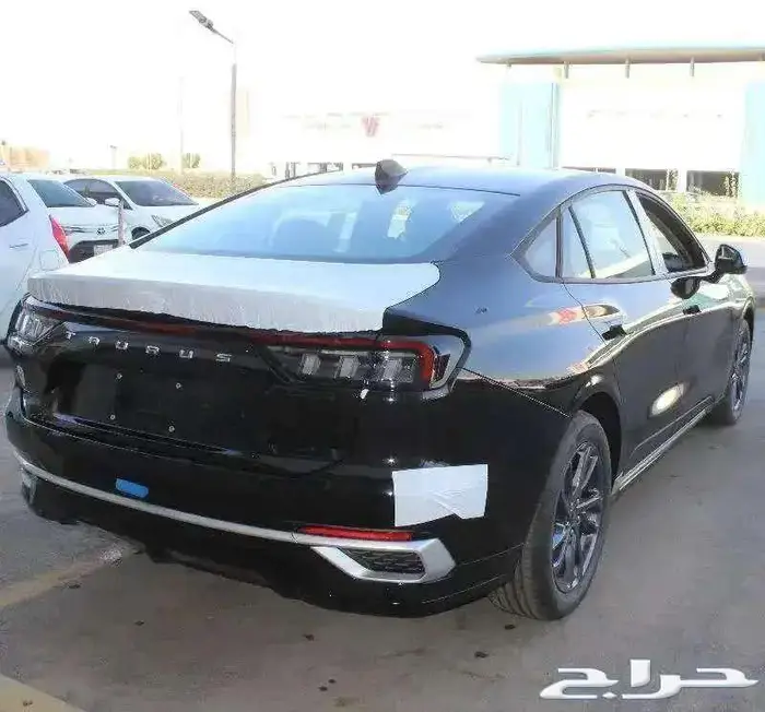 فورد تورس امبيانتى بنزين استاندر 2025 سعودى صيانه مجانيه 16