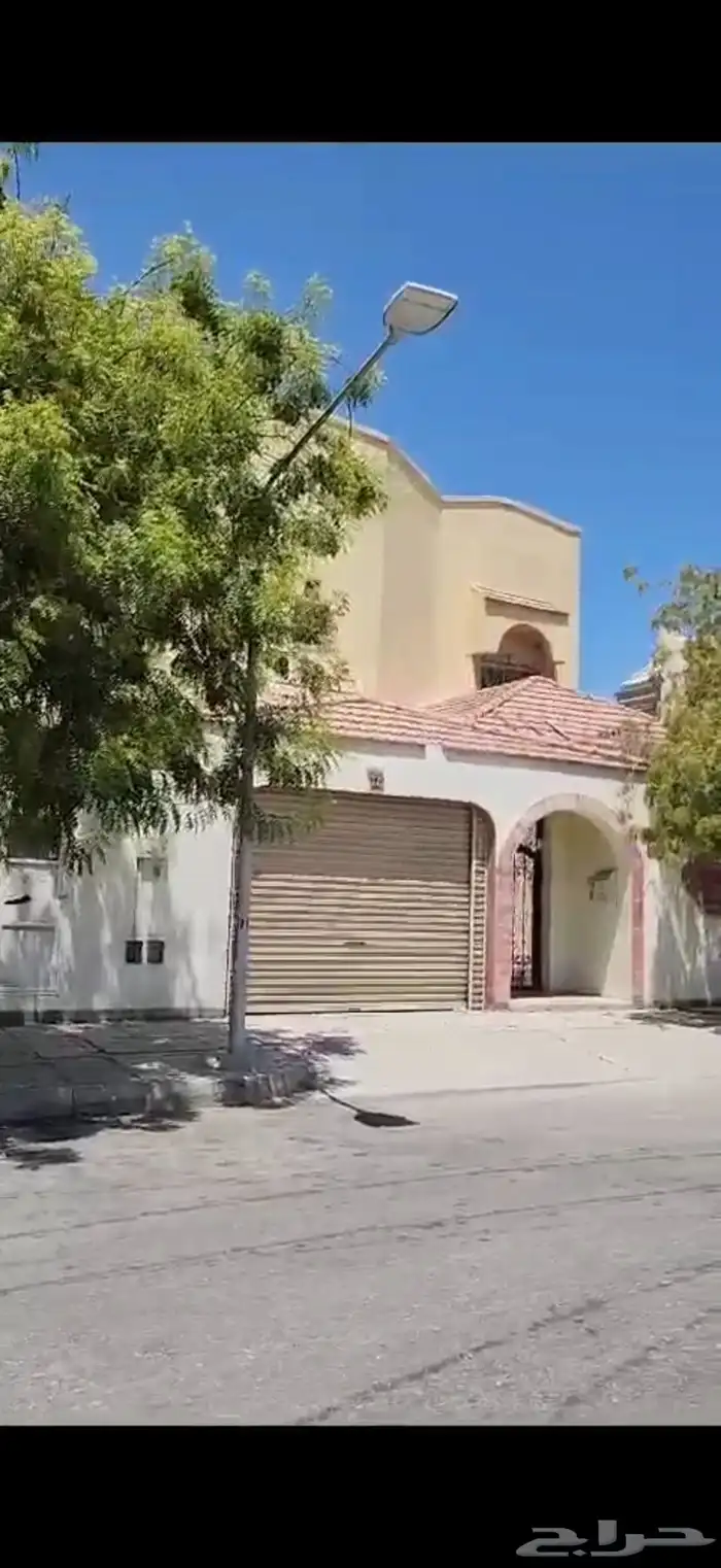 فيلا للبيع مساحة 400م كاش 1