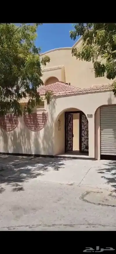 فيلا للبيع مساحة 400م كاش 3
