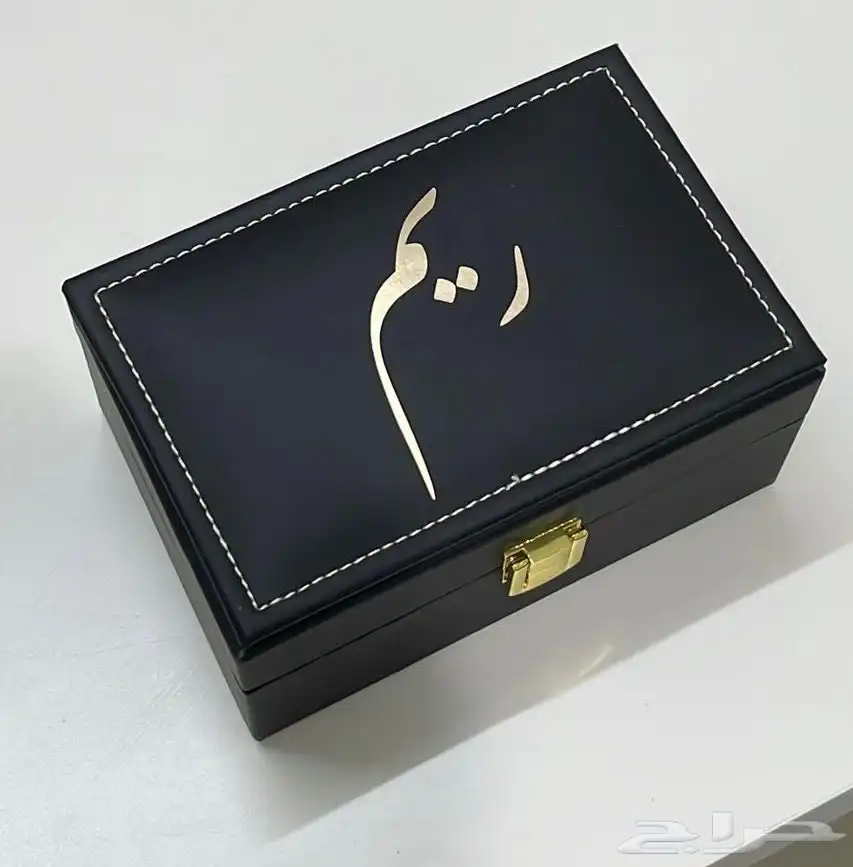 علب جلد للإهداء 1