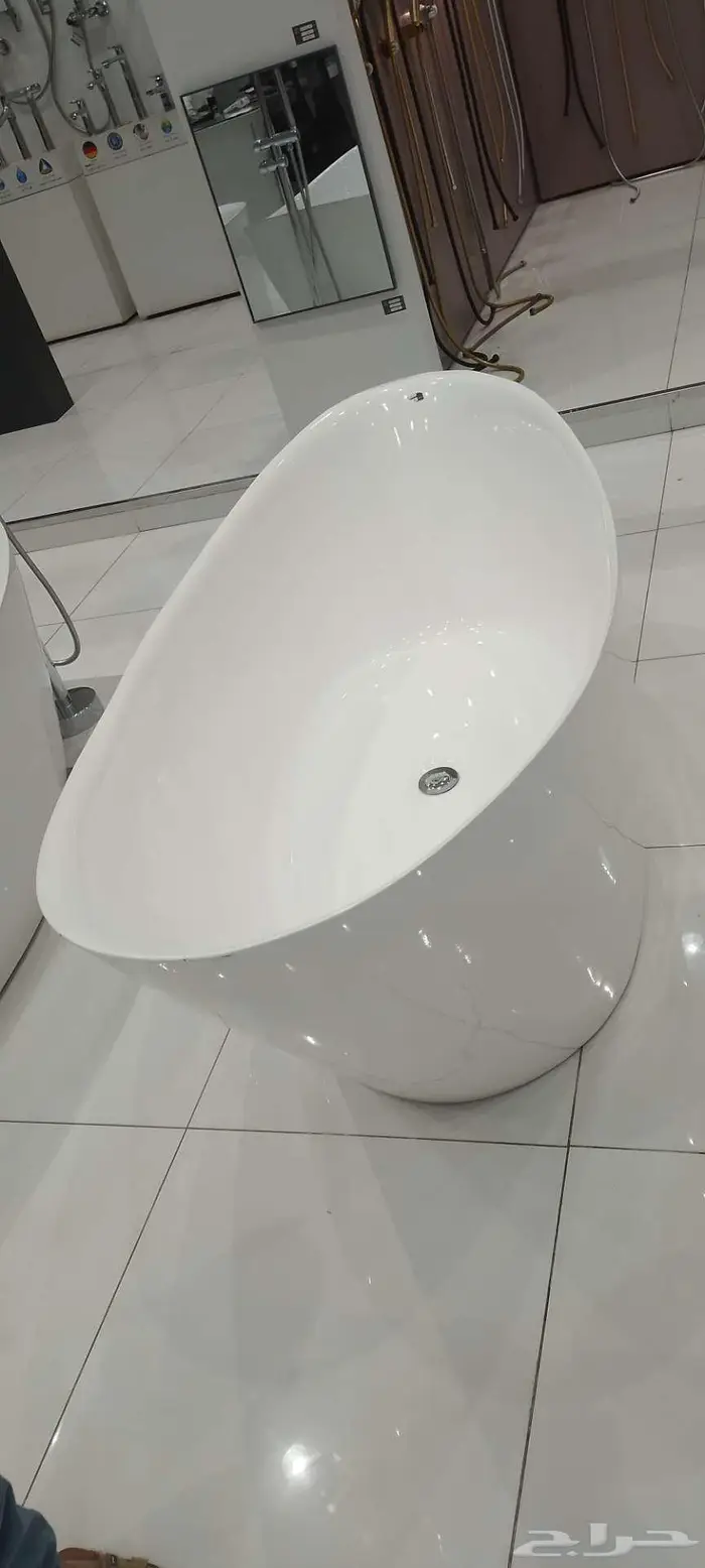 بانيو. أدوات صحية وسباكة .بانيو 21