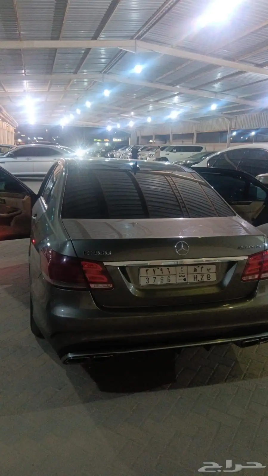 مرسيدس E300 4