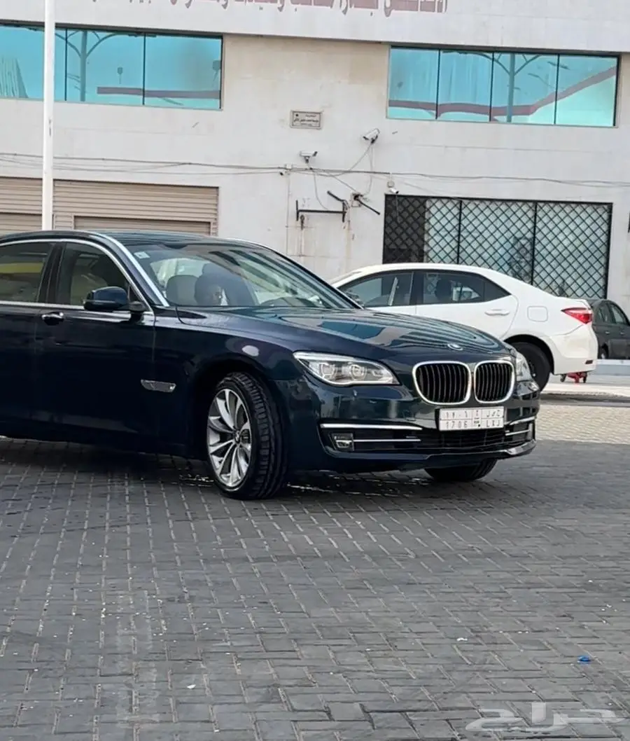 BMW 2015 730i 0