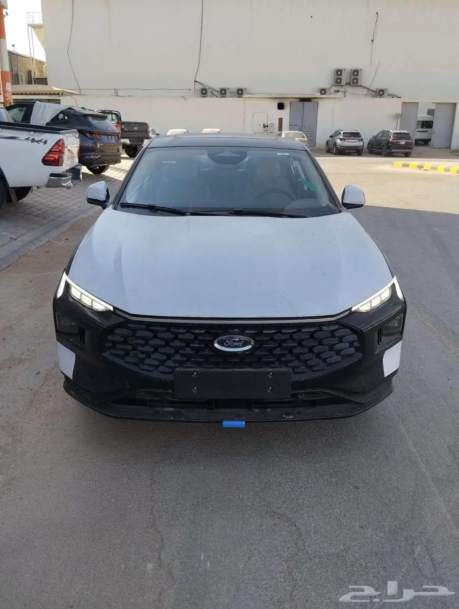 فورد تورس ترند 2025 صيانة مجانية 0