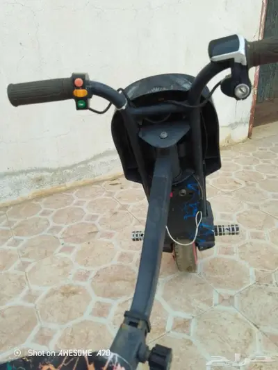 للبيع اسكوتر كهربائي 1
